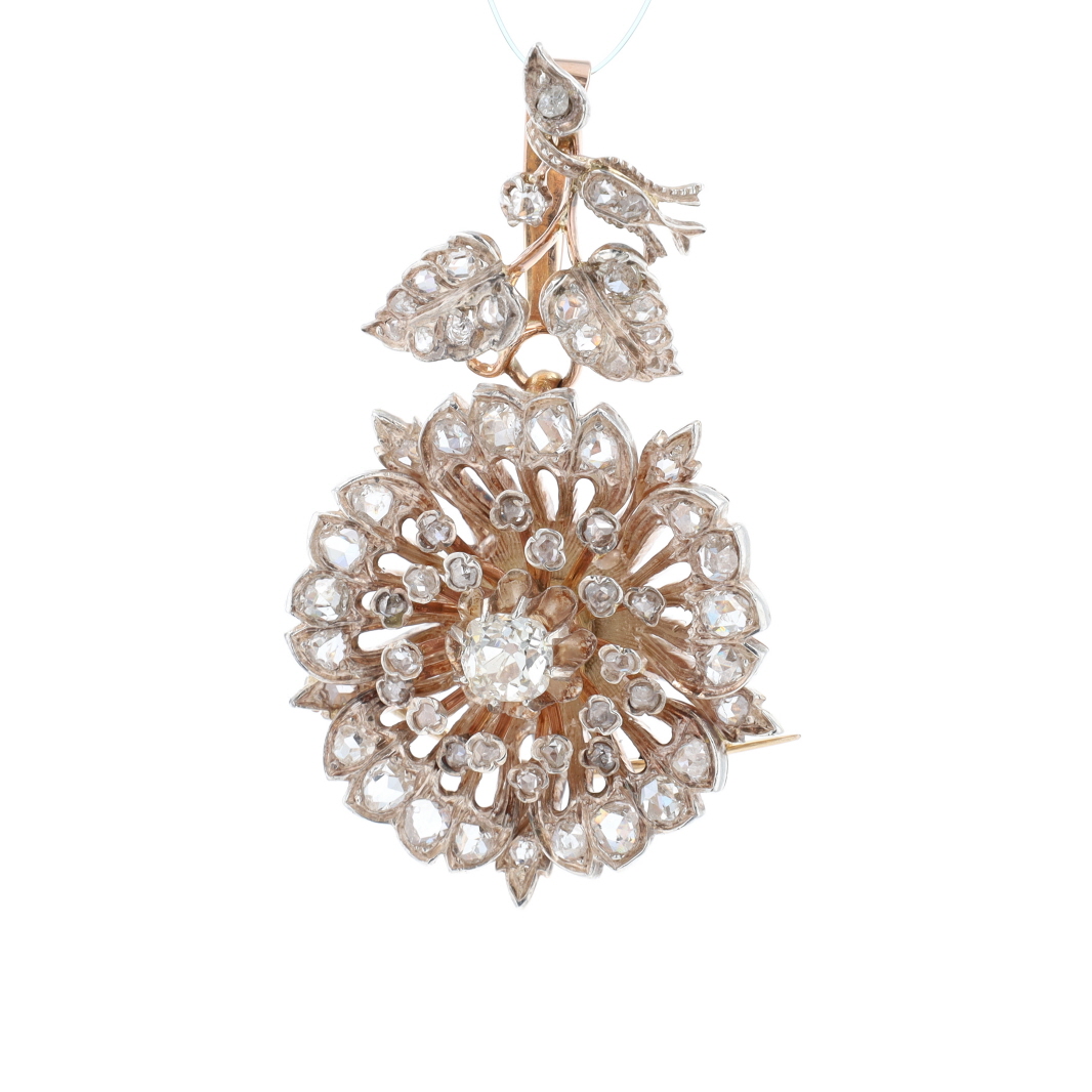 Pendentif floral en or rose et diamants