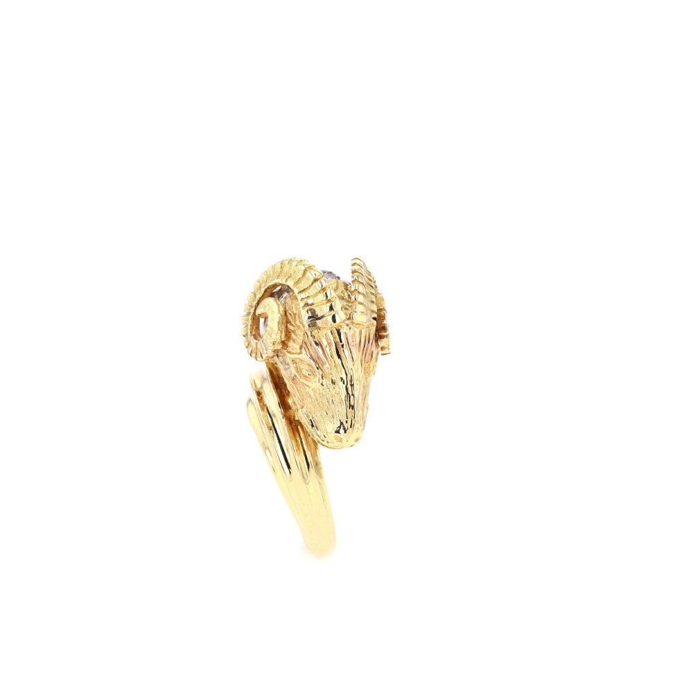 Bague attribuée à Zolotas en or jaune et diamants