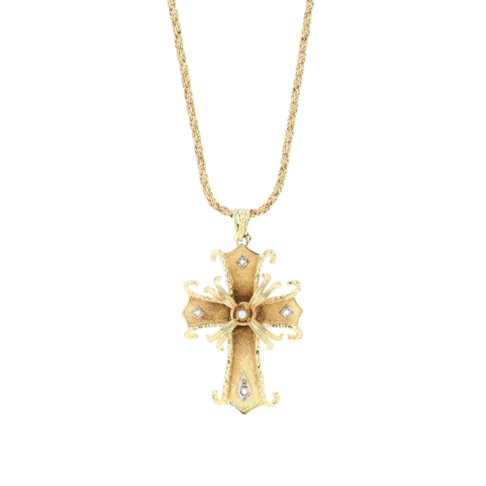 Collier croix en or jaune et diamants