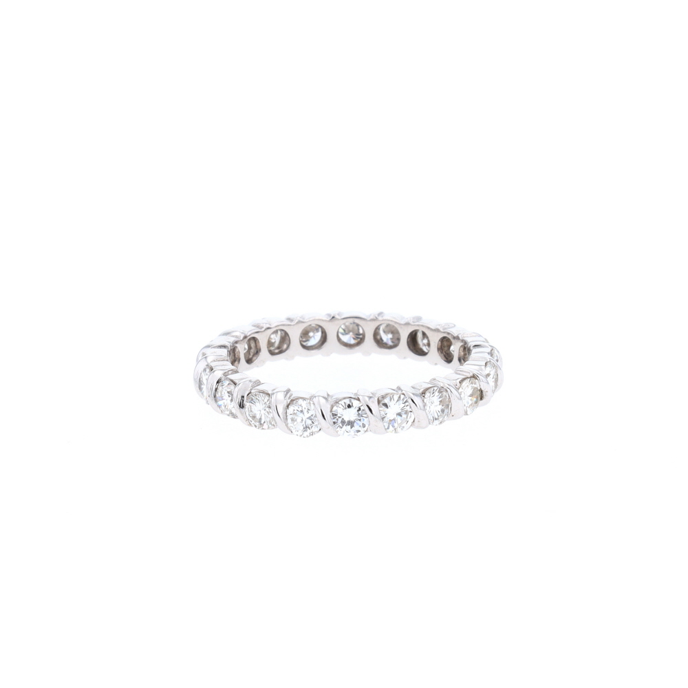 Alliance tour complet en or blanc et diamants