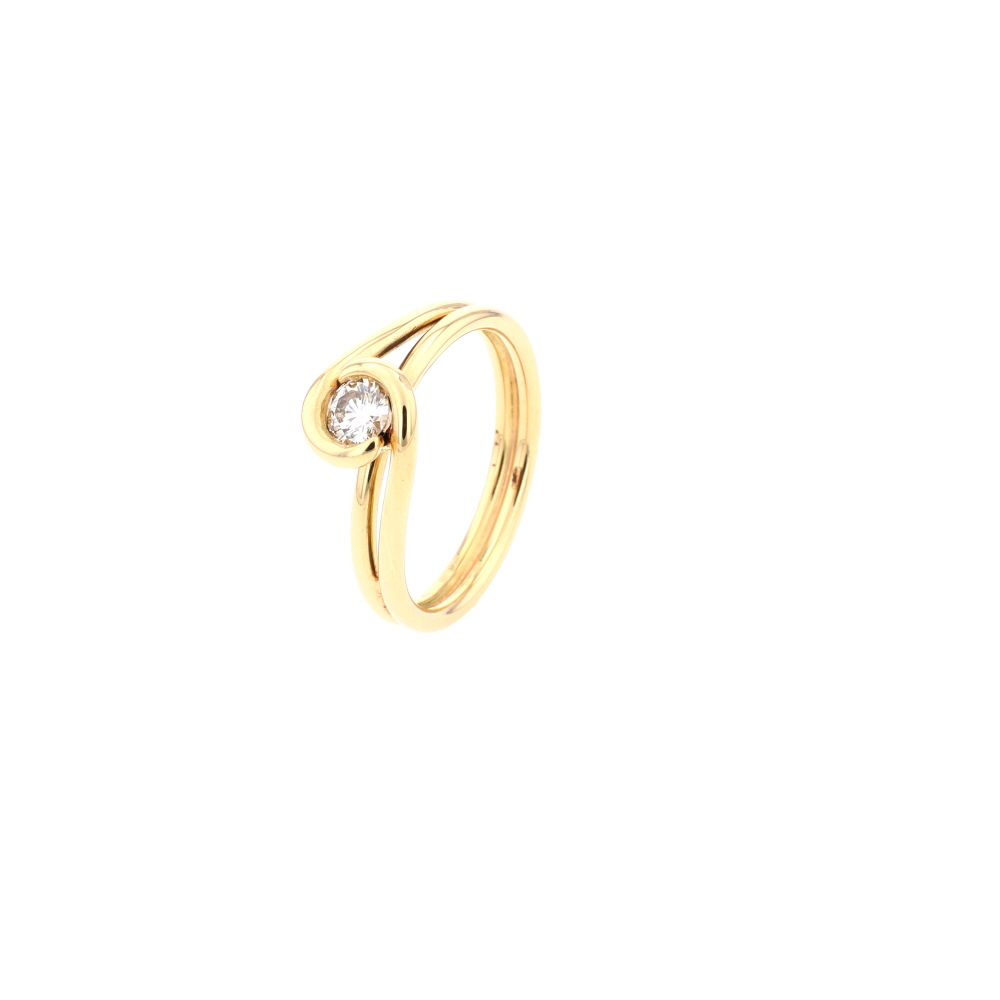 Bague solitaire en or jaune et diamant