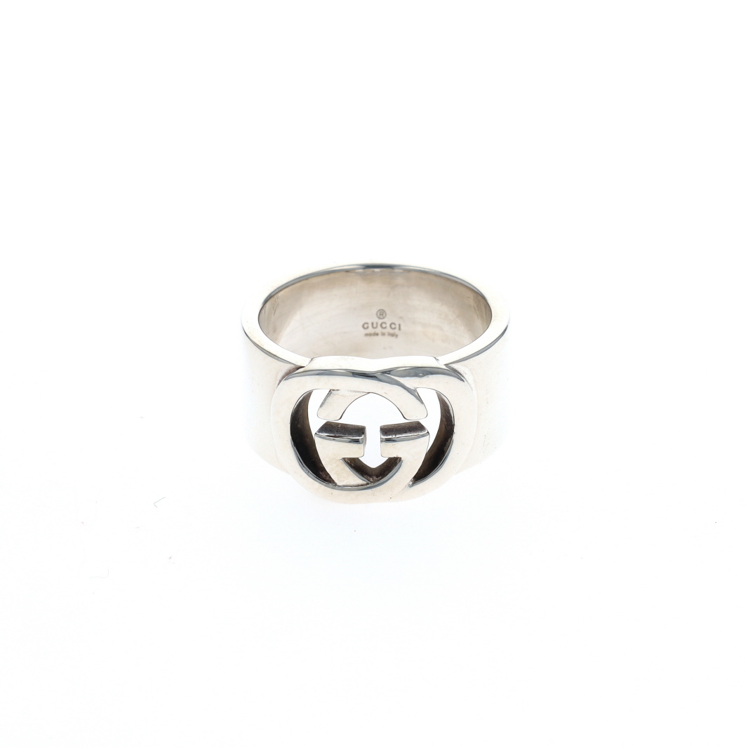 Bague avec détail GG Gucci en argent