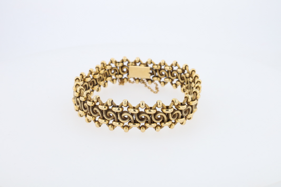 Bracelet en or jaune XIXe